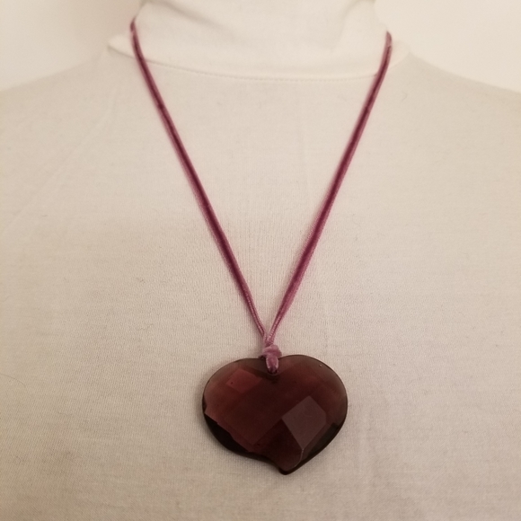 858 NWT Heart on a String "Amethyst" Glass Necklace - Picture 3 of 13